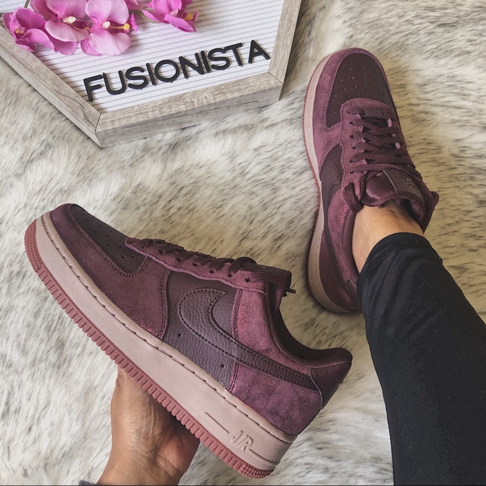 NWT✨ Rare Nike Air Force 1 07’ Burgundy Glitter 7